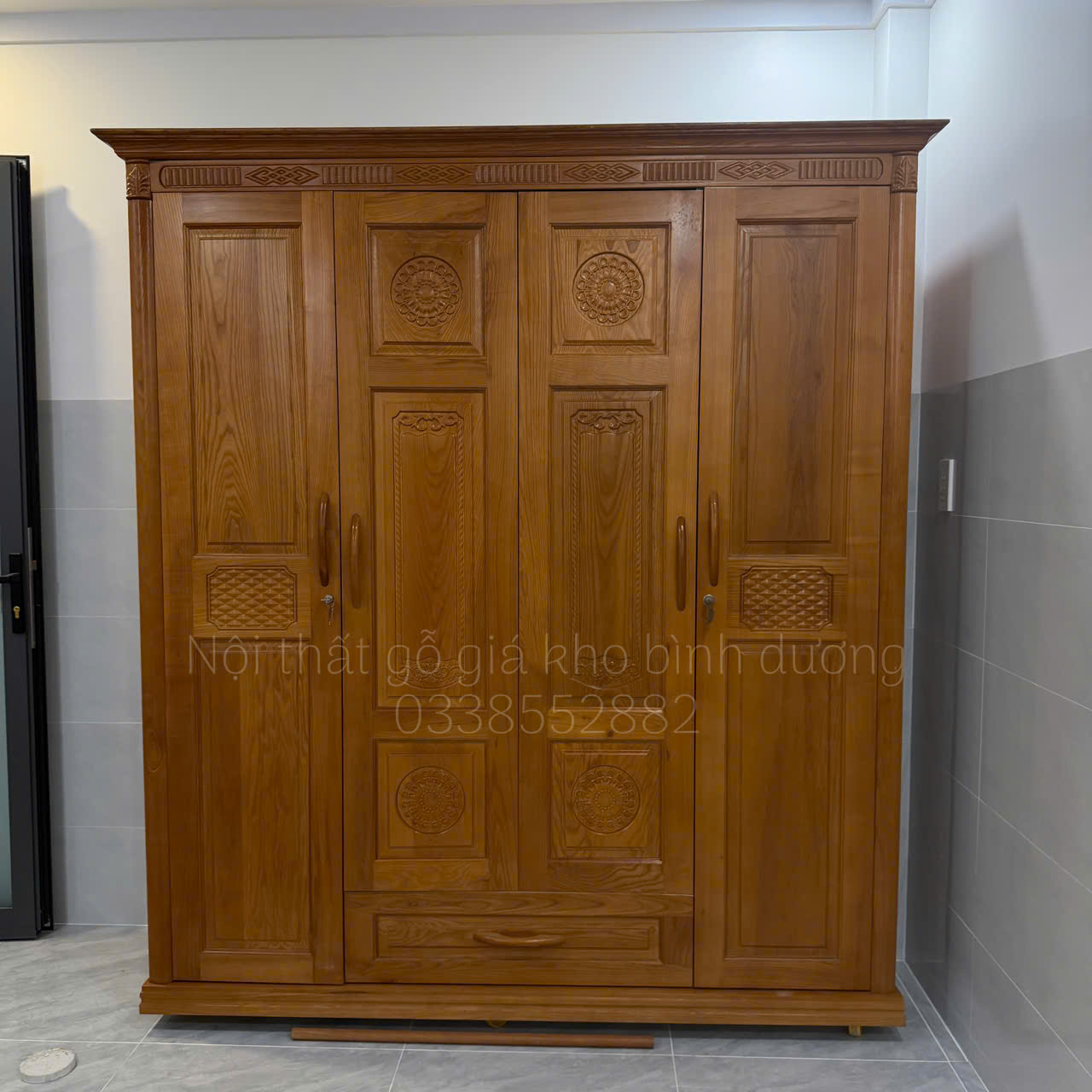 Tủ áo gỗ sồi Nga hậu gỗ 100% 4 cánh