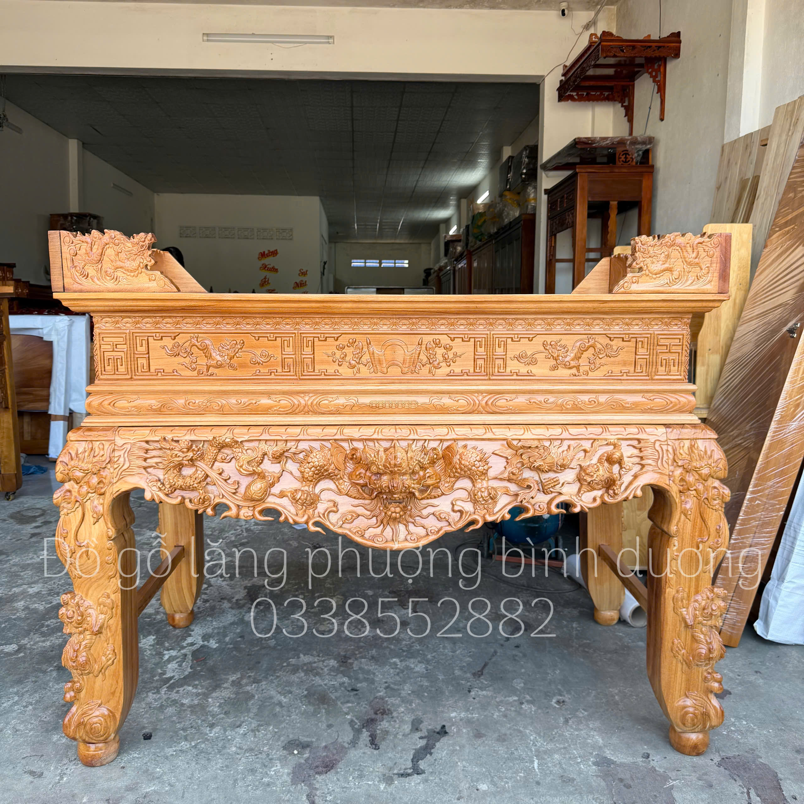 Sập thờ gỗ đỏ