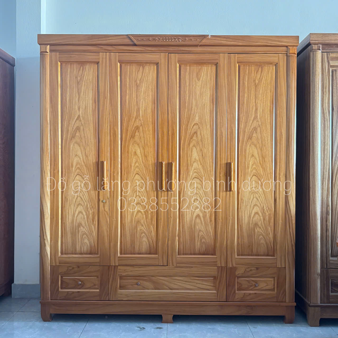 Tủ Áo Gỗ Gõ Đỏ 4 Cánh Hiện Đại