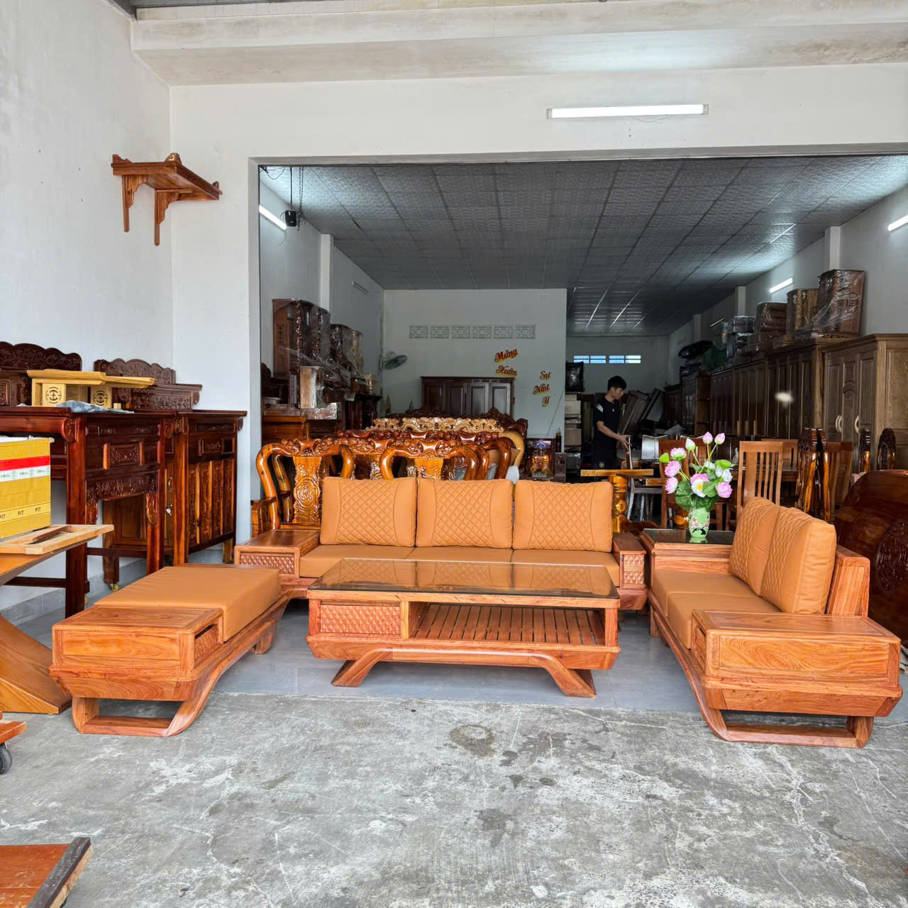 Sofa 2 Văng Chân Thuyền Gỗ Hương Đá Khuôn 4P Ván 2P