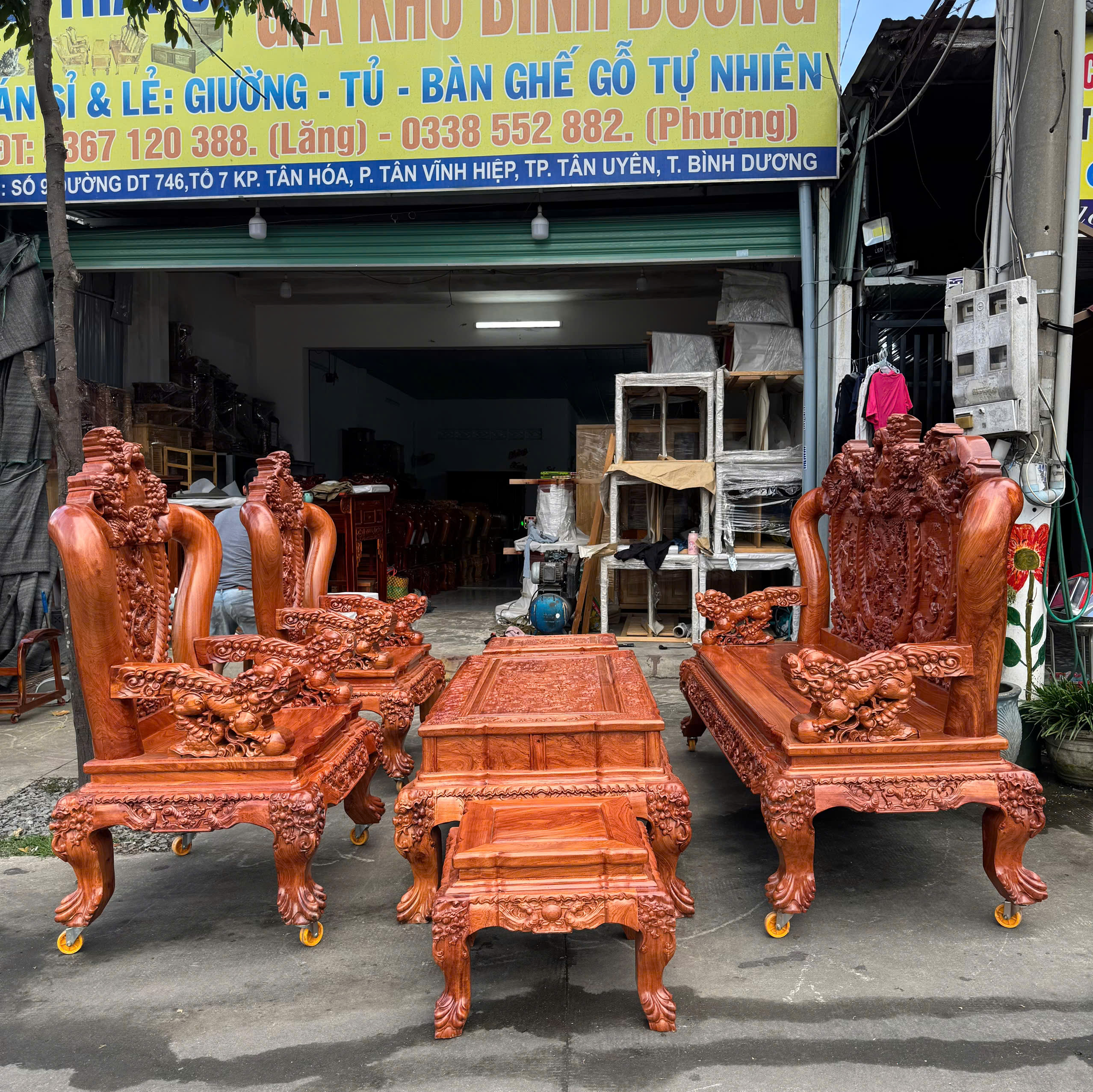 Salon Nghê Bảo Đỉnh Tay 14 Gỗ Hương Đá Cao Cấp