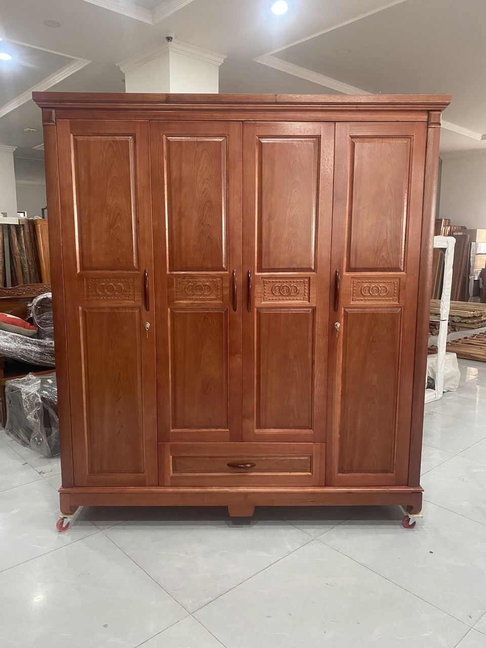 Tủ Quần Áo Gỗ Sồi Bắc 4 Cánh