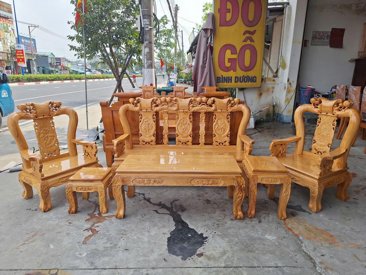SaLon Minh Quốc Đào Gỗ Gõ Đỏ Cột 12 Tay Rồng
