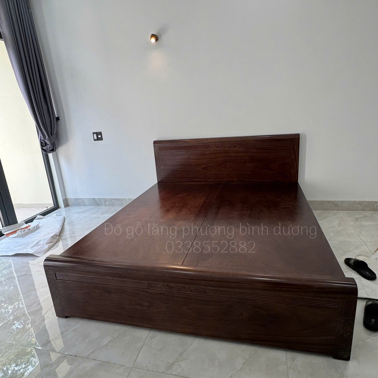 Giường Gỗ Hương Xám Dát Phản Sơn Óc Chó