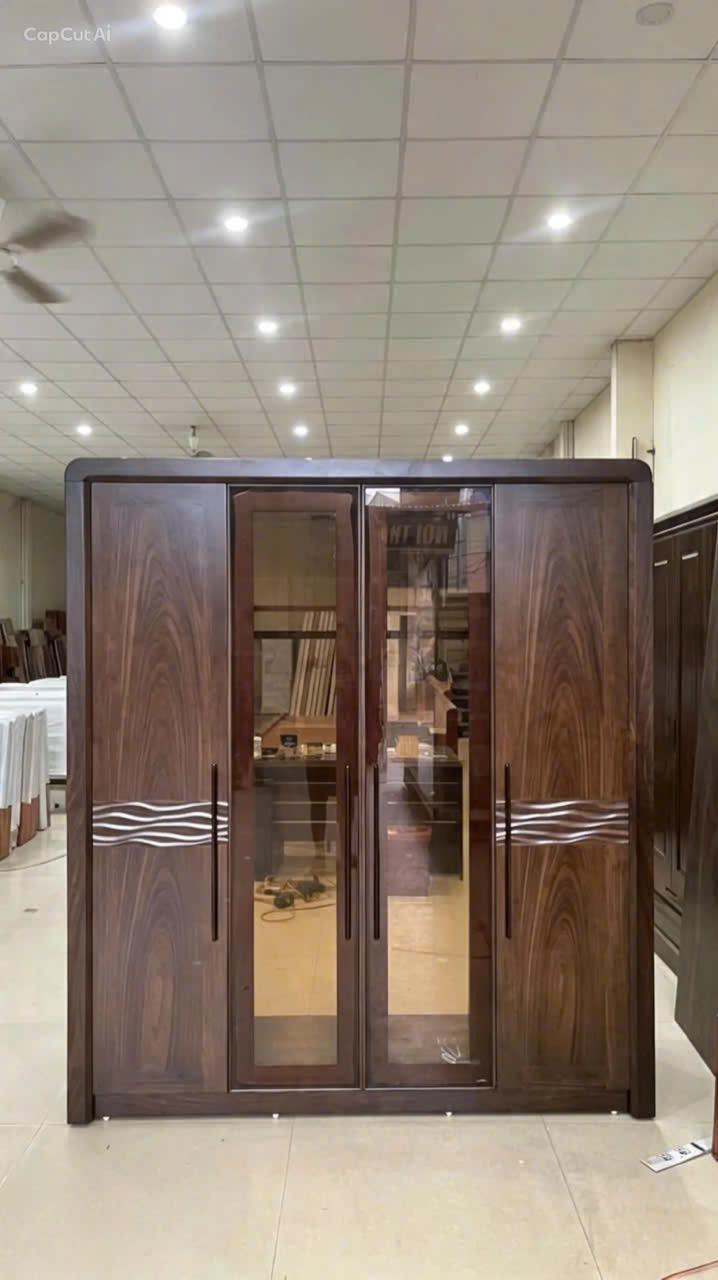 Tủ Quần Áo Óc Chó 4 Cánh sóng Đữa Cánh Kính