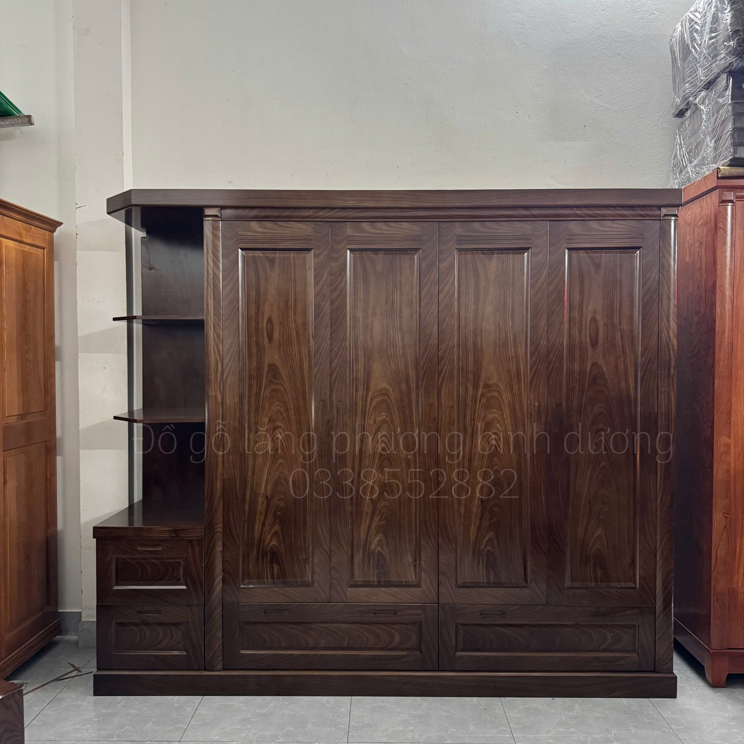 Tủ Quần Áo Gỗ Hương Xám 4 Cánh Kèm Góc Trang Trí Bo Cạnh Màu Óc Chó