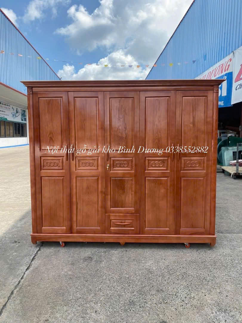Tủ Quần Áo Gỗ Sồi NGa 5 Cánh Mẫu Đồng Tiền