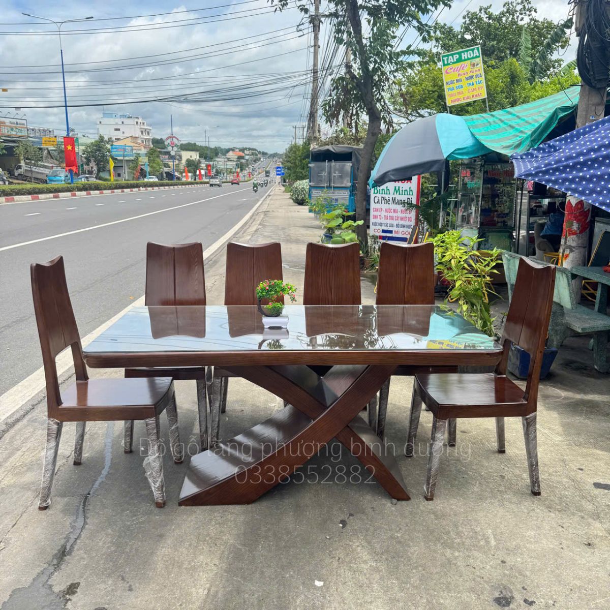 Bàn Ăn Gỗ Sồi Nga Cao Cấp Màu Óc Chó 6 Ghế Ngồi Hiện Đại
